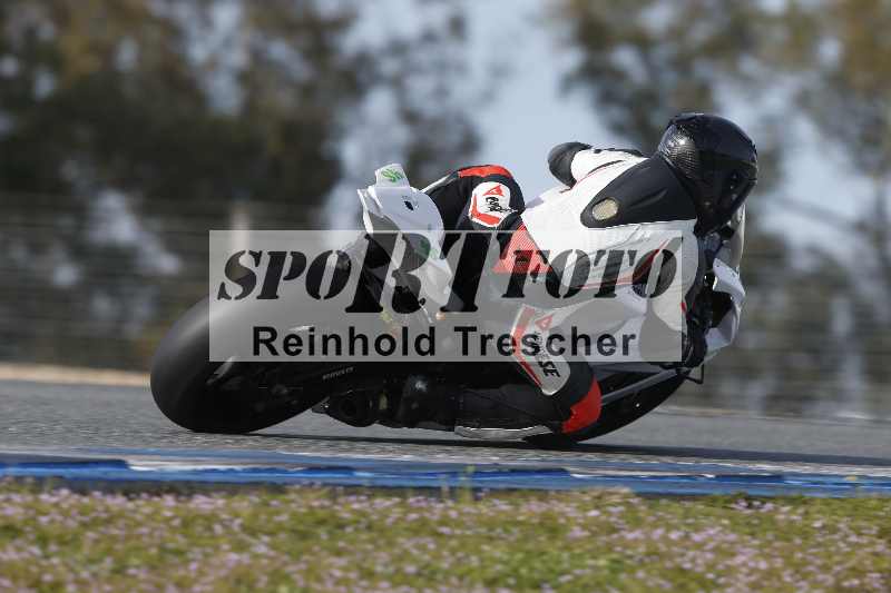 /Archiv-2024/01 26.-28.01.2024 Moto Center Thun Jerez/Gruppe rot-red/backside